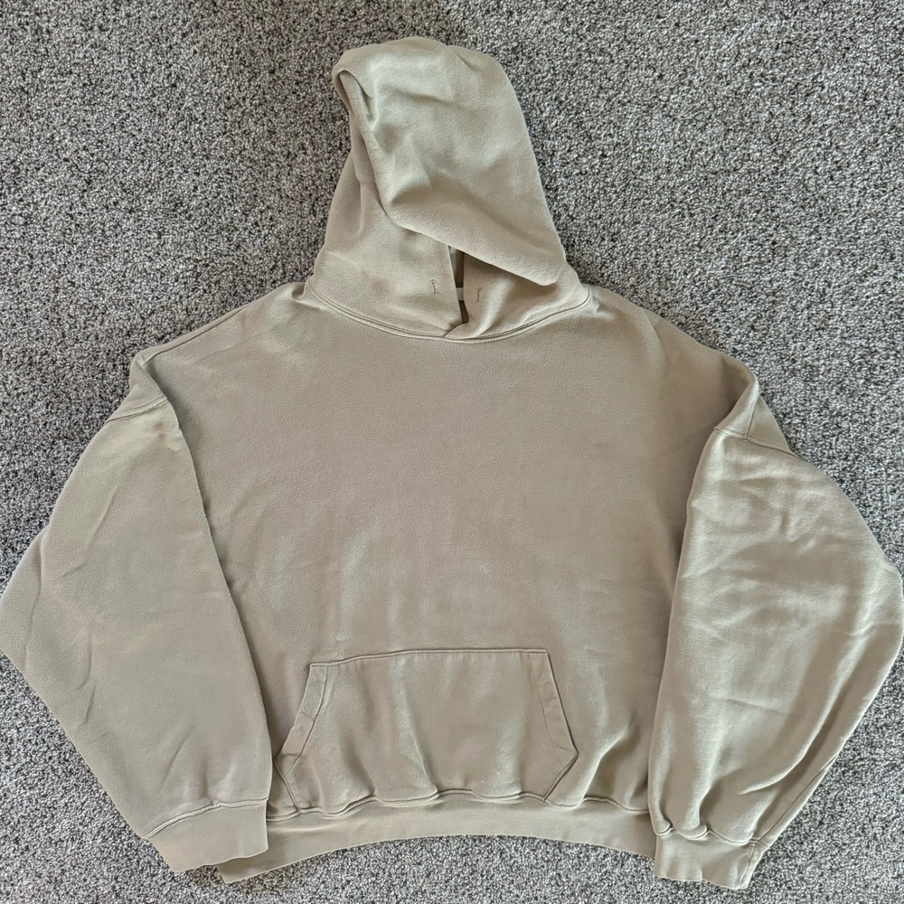 MNML Beige Hoodie Sweater